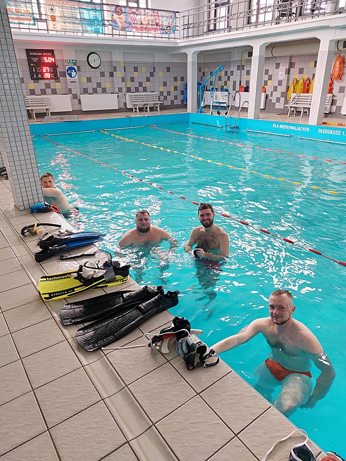 Hokej pod wodą Walenie Siemianowice Śląskie Trening 5 IV 2025